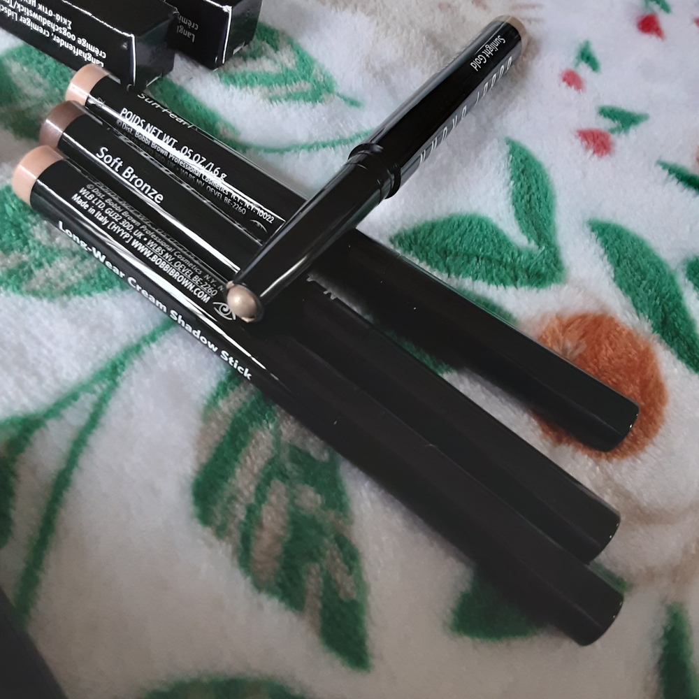 Bobbi Brown Eyeshadow Stick Set With Makeup Pouch - Picture 8 of 9